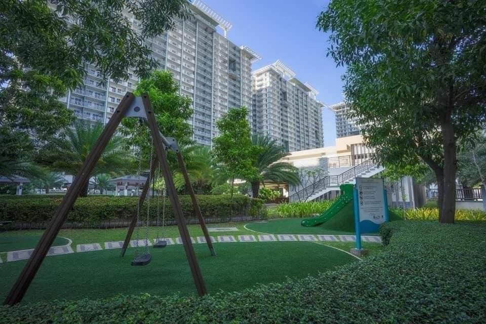 Verdon Parc Davao City With Balcony By Darpm Exterior photo
